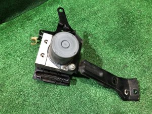 กล่อง ABS 27596YC030 SUBARU EXIGA