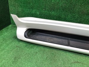 Подножка правая 5177360161A0 URJ200 TOYOTA LAND CRUISER 2015 OEM 5177360161A0 J200
