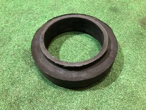 スペーサー под пружины TOYOTA LAND CRUISER 100 OEM 48401-60020 J100