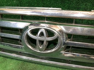 Rejilla del radiador TOYOTA LAND CRUISER 100 OEM 53111-60340 J100