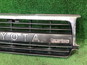 Решетка радиатора LAND CRUISER 80 до рест 1990-1994г TOYOTA LAND CRUISER OEM 53111-60060, 53111-60100 J80