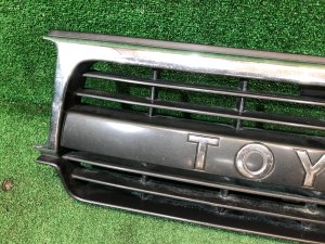 Решетка радиатора LAND CRUISER 80 до рест 1990-1994г TOYOTA LAND CRUISER OEM 53111-60060, 53111-60100 J80