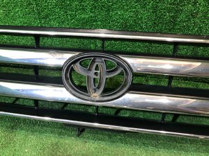 中网 2й рестайлинг 2005-2007г TOYOTA LAND CRUISER OEM 53101-60260, 53101-60967 J100