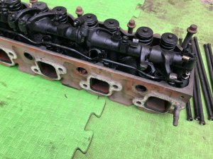 Cabeça do motor esquerda с коромыслом! ISUZU GIGA OEM 1-11110-833-0 CXZ82K1D 2007 12PE1