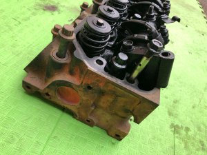 Cabeça do motor esquerda с коромыслом! ISUZU GIGA OEM 1-11110-833-0 CXZ82K1D 2007 12PE1