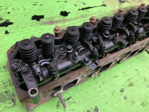 Culata derecha с коромыслом! ISUZU GIGA OEM 1-11110-834-0 CXZ82K1D 2007 12PE1