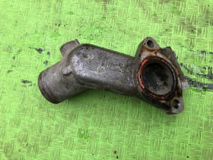 Патрубок системы охлаждения 1-14228-143-0 ISUZU GIGA