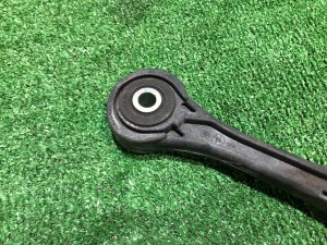 ยางแท่นเกียร์ตัวบน SUBARU EXIGA OEM 41040FE000 YA5 2009 EJ205 AT